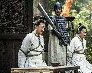 这位十五岁少年临刑时挣断绳索，夺刀连杀十几个人，奋起反抗！