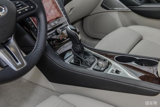 舒适与运动兼得  豪华配置提升 2018款英菲尼迪Q50L试驾