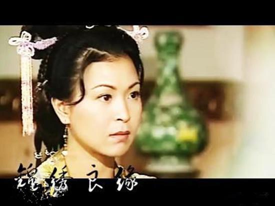 她在《神雕侠侣》为古天乐殉情，与男友23年不结婚，现撞脸刘嘉玲