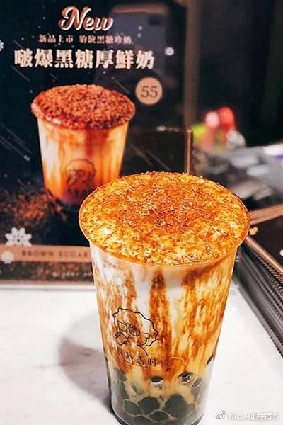 你能体会狂喝几十杯网红茶的感觉吗！