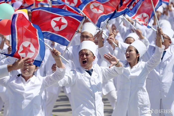 朝鲜今日举行国庆70周年阅兵仪式   海陆空精锐部队接受检阅