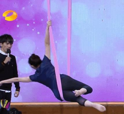 沙瑞金的腹肌赵东来的块儿高小琴的瑜伽真好看!