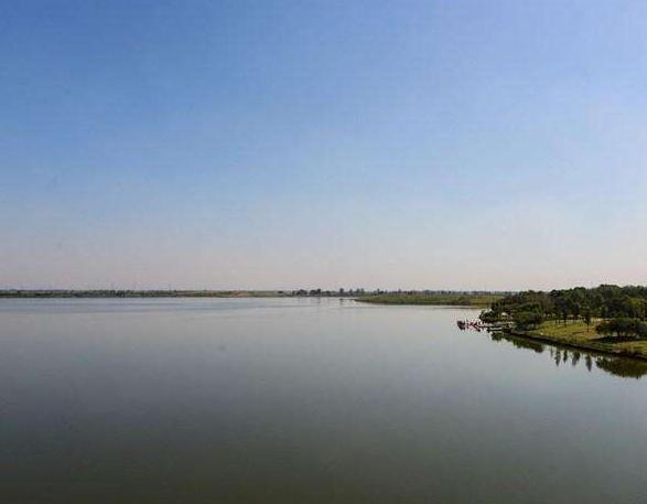 邯郸的七大特色，十里邯钢万亩湖，十朝古都万年史！