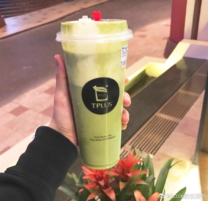 你能体会狂喝几十杯网红茶的感觉吗！