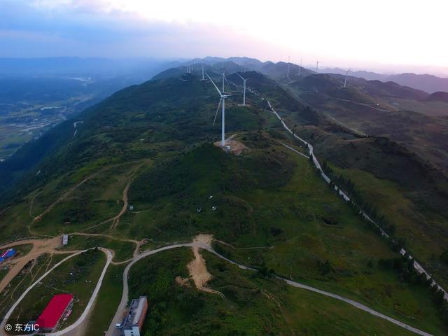 湖北距离武汉最远的市，三面被外省包围，去一趟感觉像出了省！