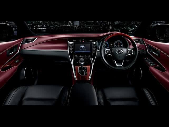 丰田又一高端品牌亮相，首款SUV力压雷克萨斯，售价仅18万！