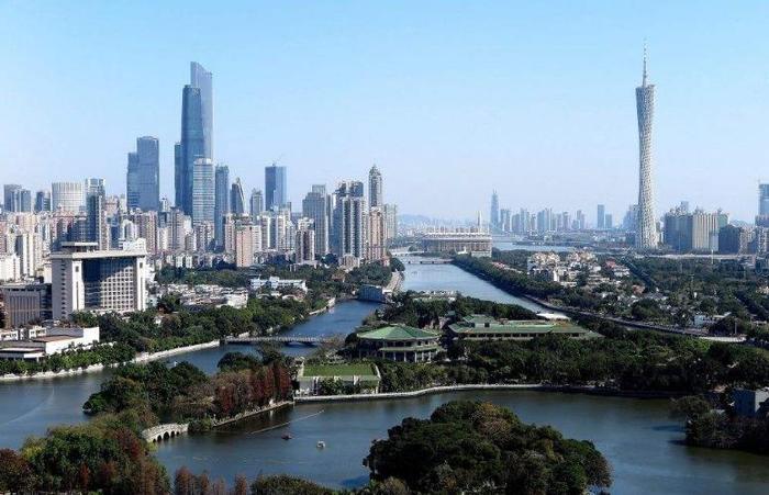 中国唯一GDP过两万亿的省会城市，城建在中国城市排名第三