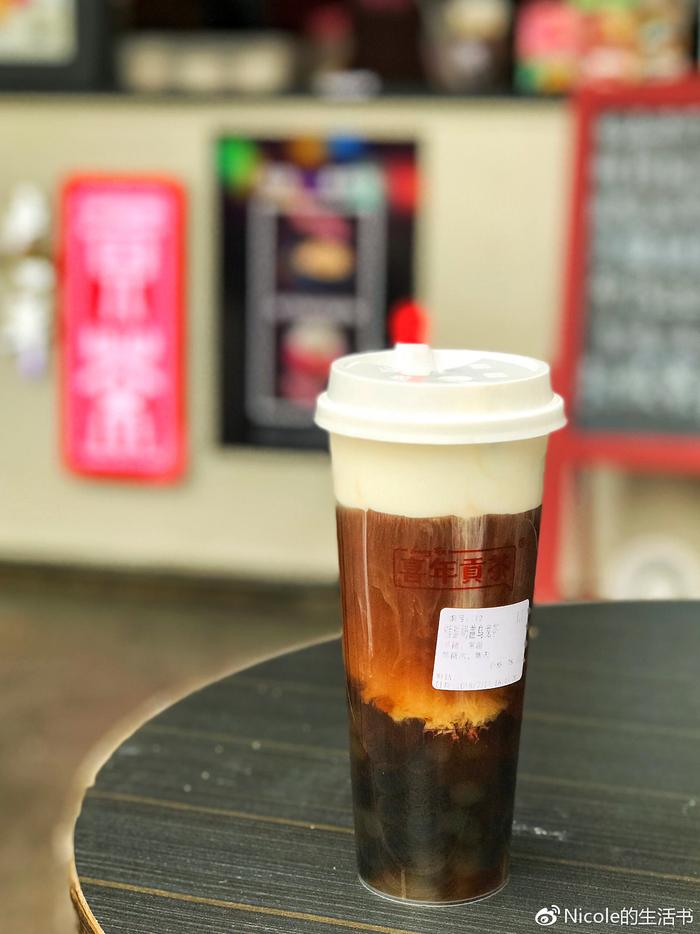 你能体会狂喝几十杯网红茶的感觉吗！