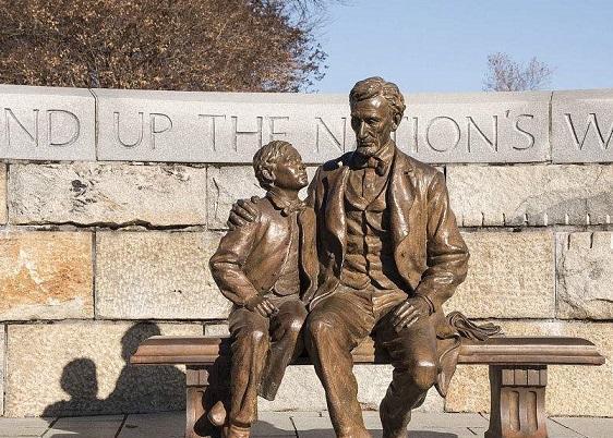 林肯和他的四个儿子：除长子是自然老去外，其余三个均未长到成年