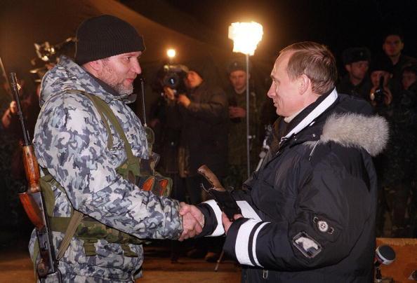 俄罗斯特种部队和FSB专用刀，常被当做国礼赠送