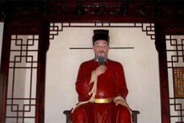 他是苏轼的祖先，唐代律诗的奠基人，其一首诗流传千古！