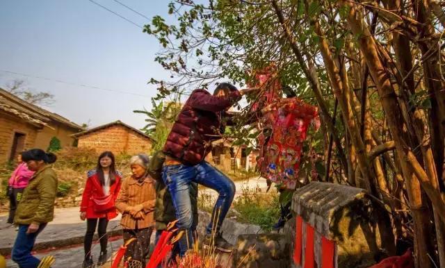 挂灯节：独具玉林特色的传统风俗节日，你家乡有这种风俗吗？