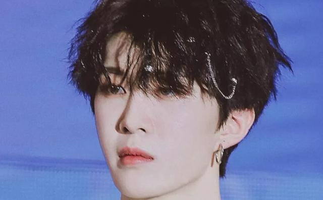 ةة18꣬ԴҲ18꣬ͬͬĳྐྵ˴