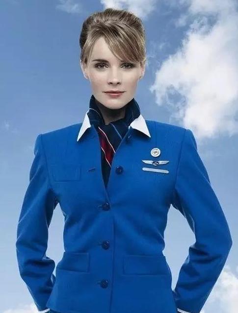 世界各国航空公司空姐制服大比拼 你是爱看呢还是很爱看呢