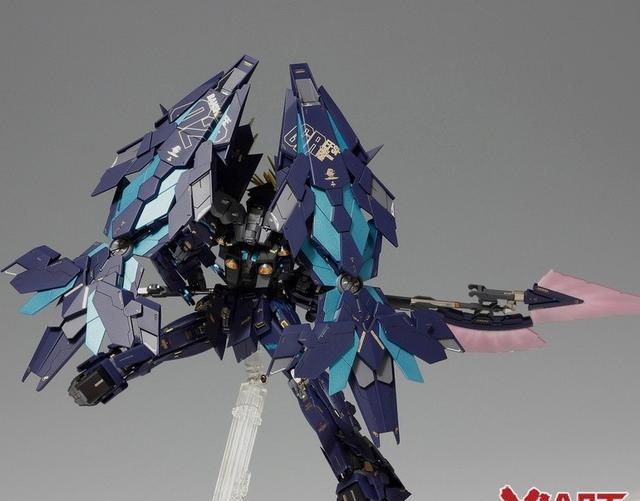 高达模型 MG RX-0全武装报丧女妖 改造喷涂