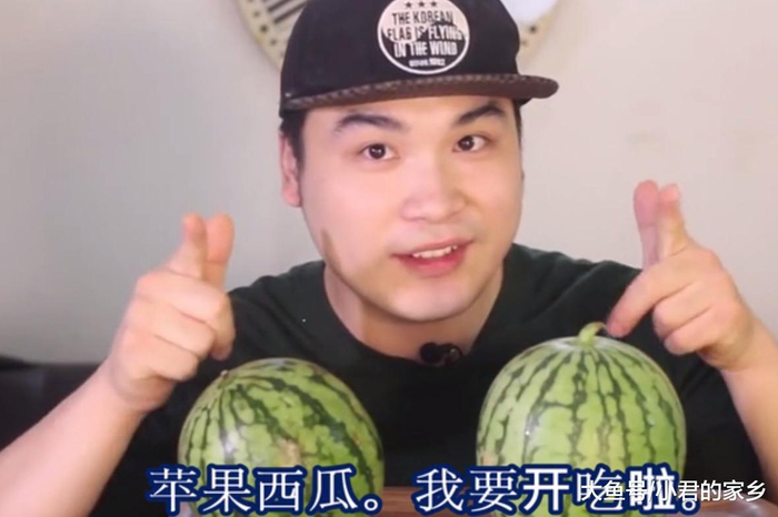 韩国豪放派吃播Donkey吃苹果西瓜, 一点都不浪费, 连皮都不留