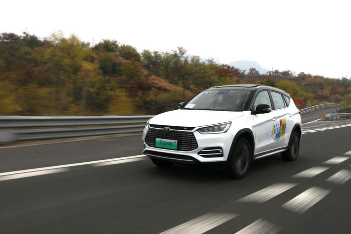 最大续航超500km，比亚迪全新一代宋EV500到底是怎么做到的？