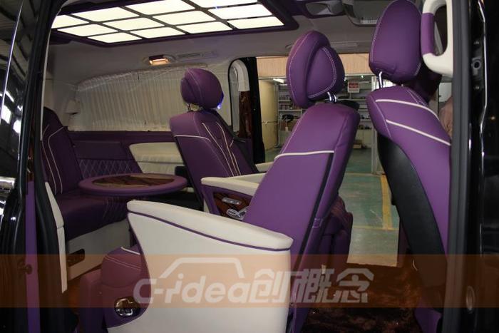 奔驰V250改装豪华舒适内饰，紫色真皮高贵典雅！