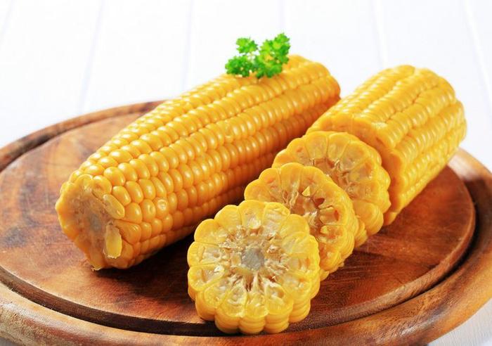 孕期常吃煮玉米好处多，这几类孕妈最好别吃，最后伤害的还是宝宝