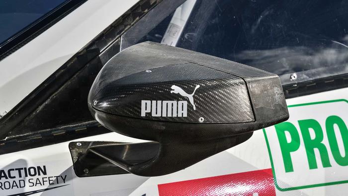 跑车也能玩儿联名，PUMA冠名宝马GTE，V8效率已非M8可比