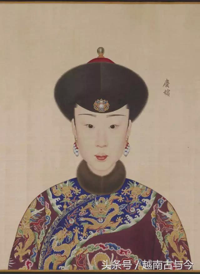 乾隆皇帝最爱的妃嫔画像曝光，其中一位被誉为清朝最美贤后