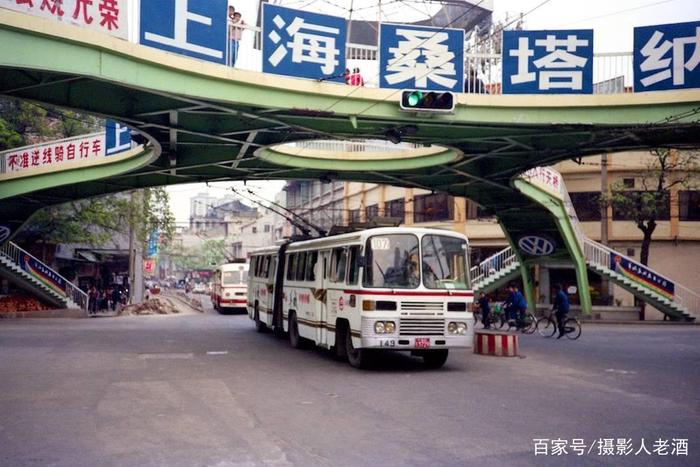 高清老照片：90年代的广州，那时人人想着发财，发展远超北京上海