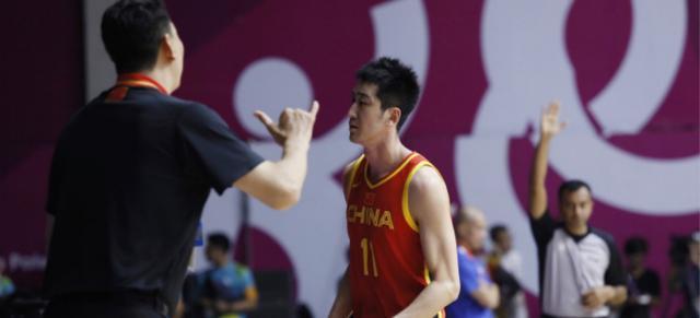 首战告捷！中国男篮红队各队员评分一览，符合你的预期吗