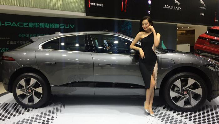 捷豹I-PACE来袭，拿什么挑战特斯拉Model X？