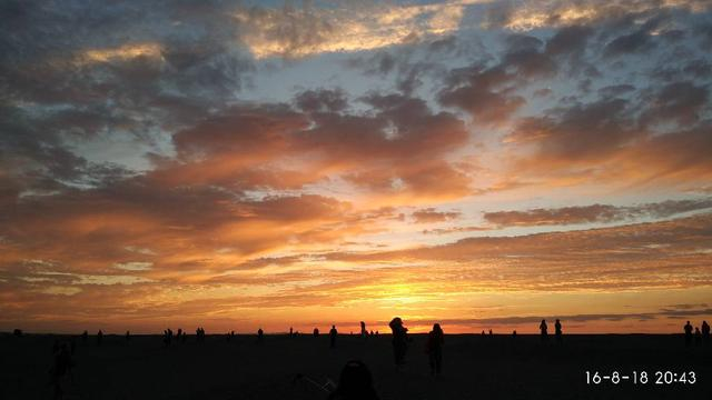 未满十八岁禁止涉足的地方之西北温柔乡