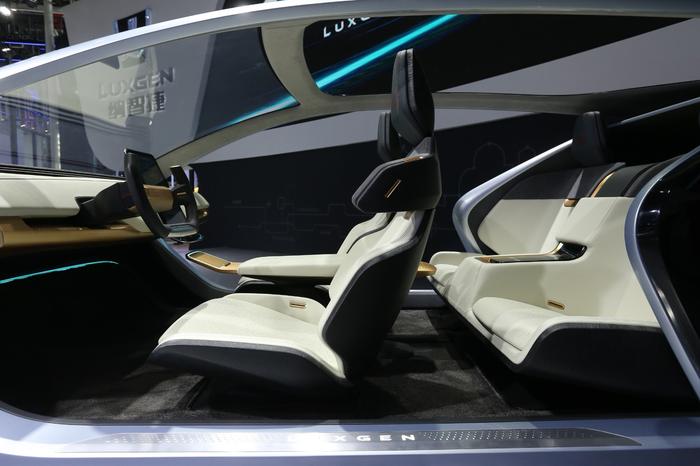 北京车展纳智捷带来AI智能座舱，未来你还得考虑车载系统好不好用