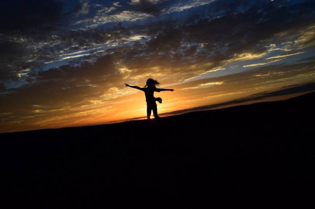 未满十八岁禁止涉足的地方之西北温柔乡