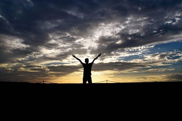 未满十八岁禁止涉足的地方之西北温柔乡