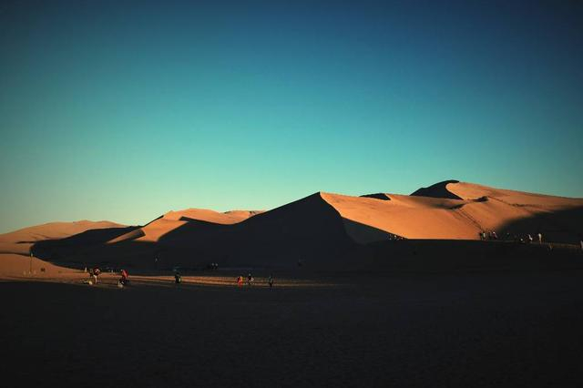 未满十八岁禁止涉足的地方之西北温柔乡