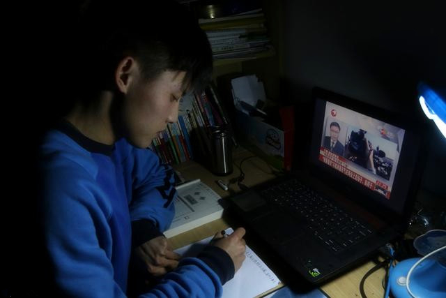 人到五十，健康最重要！谨记：5个“致病”习惯，最好一个别占