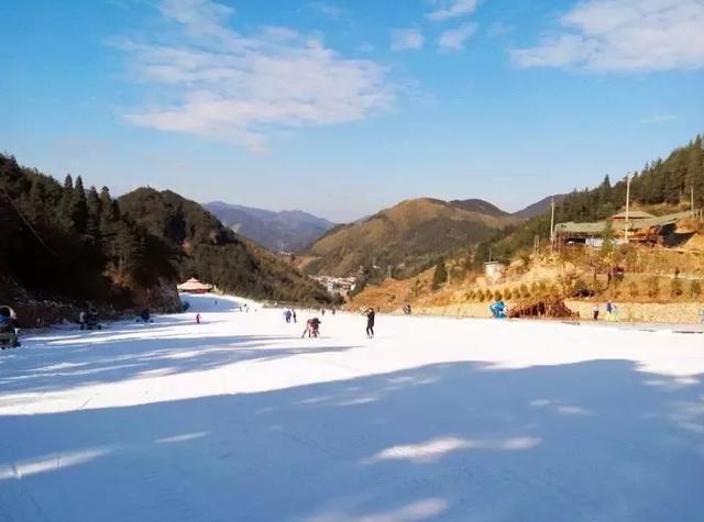 宁波宁海浙东第一尖，北斗崖，绿水尖滑雪场，浙江很美的地方哦！