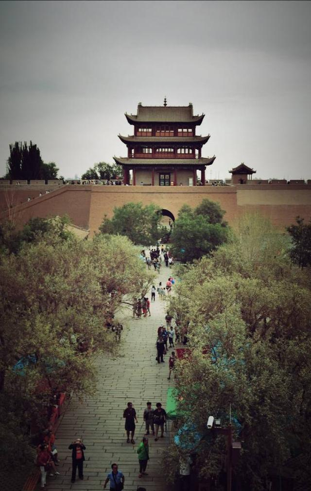 未满十八岁禁止涉足的地方之西北温柔乡