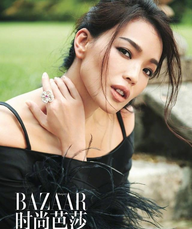 舒淇为什么能拍时尚芭莎杂志大片，拍得有多美一看便知~|舒淇|性感|神秘古堡_新浪新闻