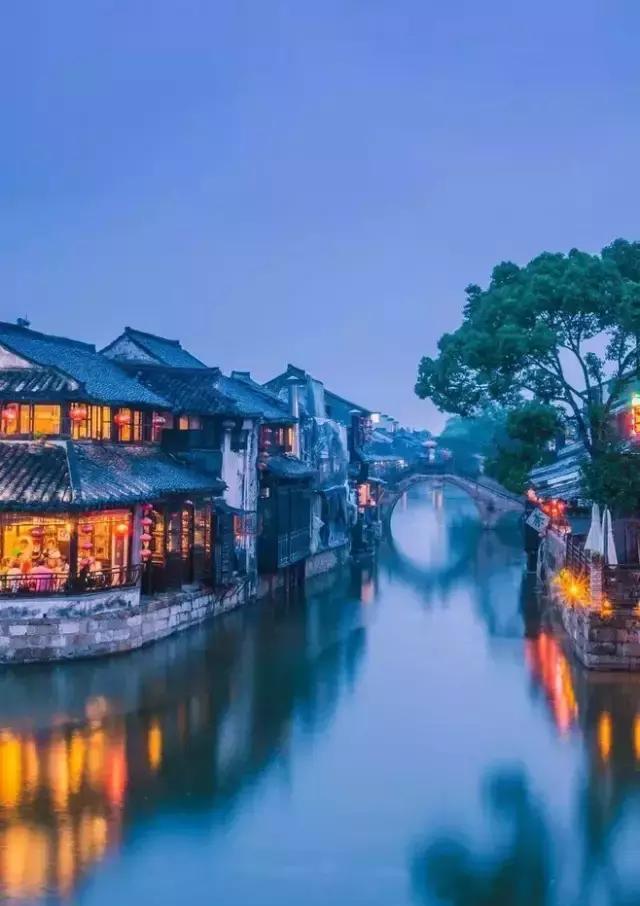 在中国这片辽阔的土地之上  到底蕴藏着多少的美景和神奇