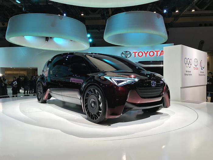 丰田最新MPV，轴距长3.5米，氢燃料驱动续航可达1000公里！