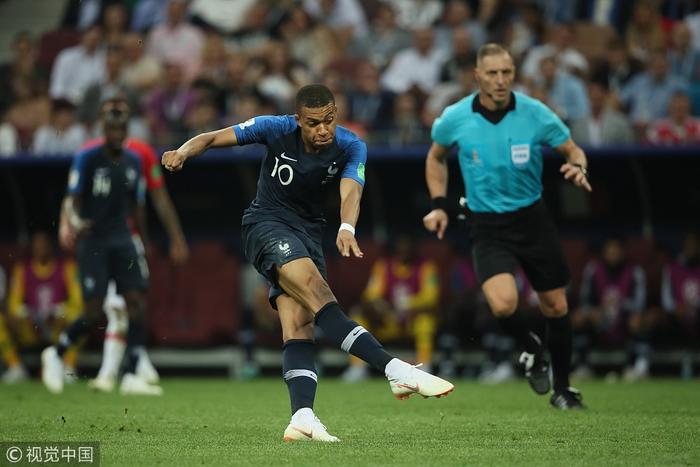 法国夺冠恐难引发战术跟风 传控在世界杯遇冷回归联赛却仍是王道