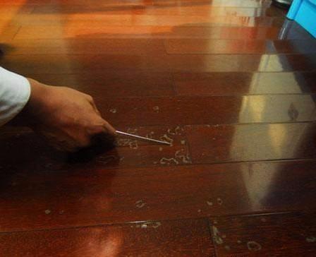木地板泡水了怎么办？这7个补救方法超简单，一学就会！