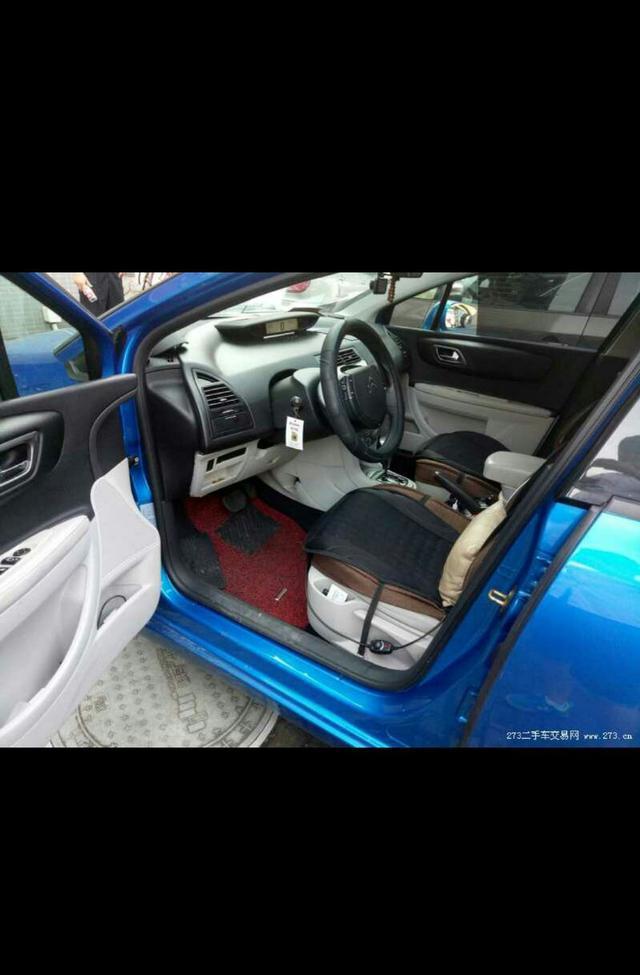 珠海品质二手车：雪铁龙世嘉2011款手自一体、售4万+
