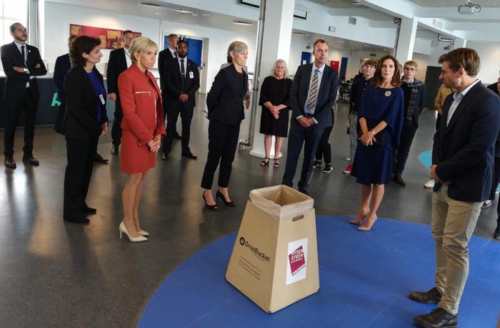 法国总统夫人与丹麦王储妃访问Rysensteen Gymnasium学校