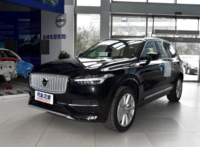 18款全新沃尔沃XC90上市，6.5秒破百，最高优惠18万