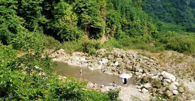 耍水露营寻清凉！去周边这6处胜地，逃离30℃+的成都！