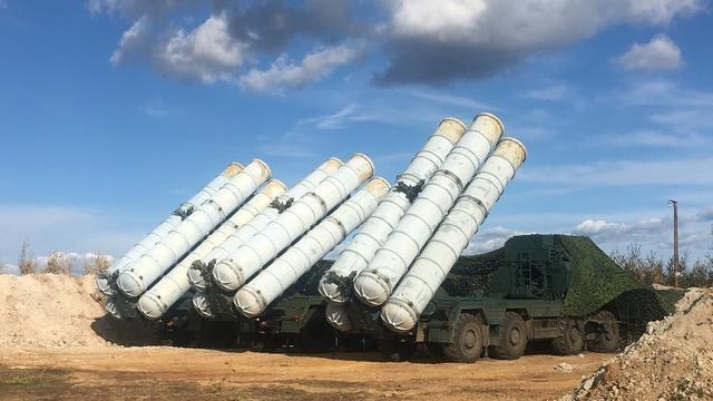 S300、S400导弹当白菜卖原因找到了，大国副总理称S500即将服役