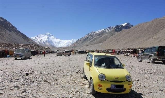 还以为越野车才能自驾去西藏? 看看如今的川藏线上都跑着哪些车
