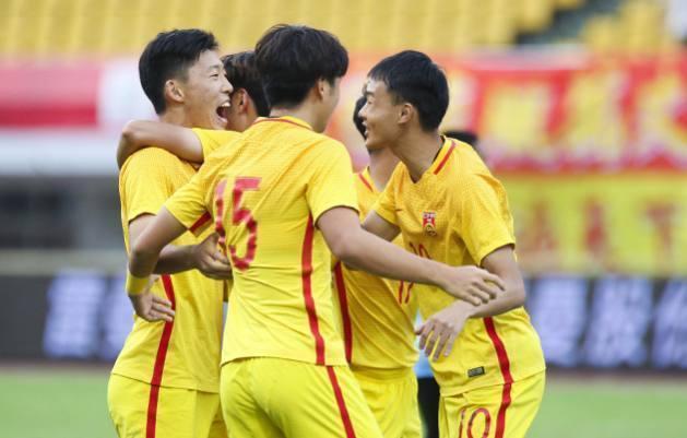 中国足球教父再次震惊世界，国足还要靠徐根宝多少年？