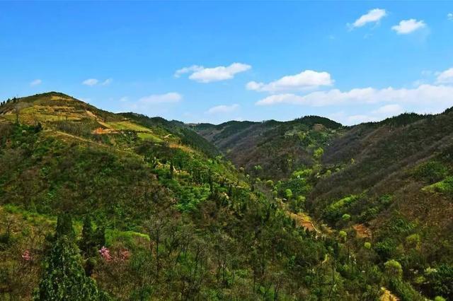 号称西安最美的环山旅游盘山公路，九曲十八弯名震自驾圈