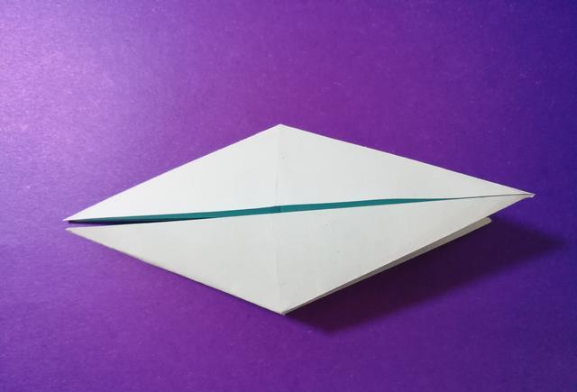 千纸鹤折纸教程:这样折千纸鹤,既简单又漂亮!